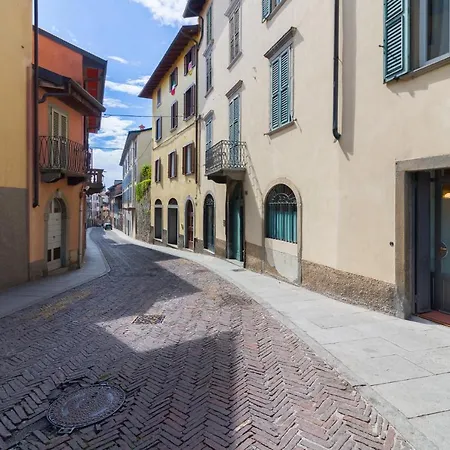 Апартаменты Art - Porta Agostino Бергамо